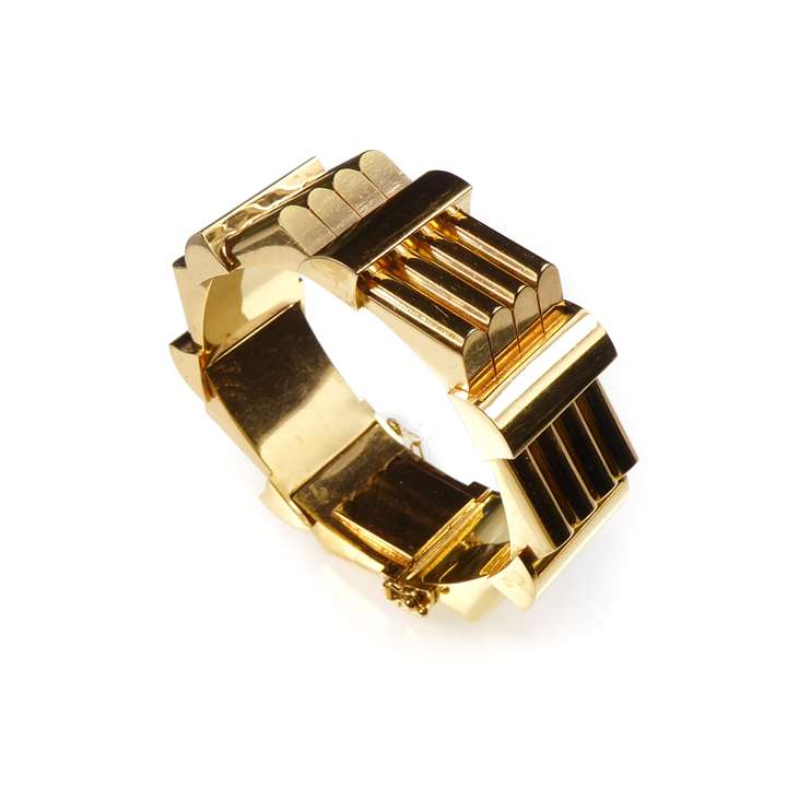 18ct gold tubular style panel bracelet of bold retro design